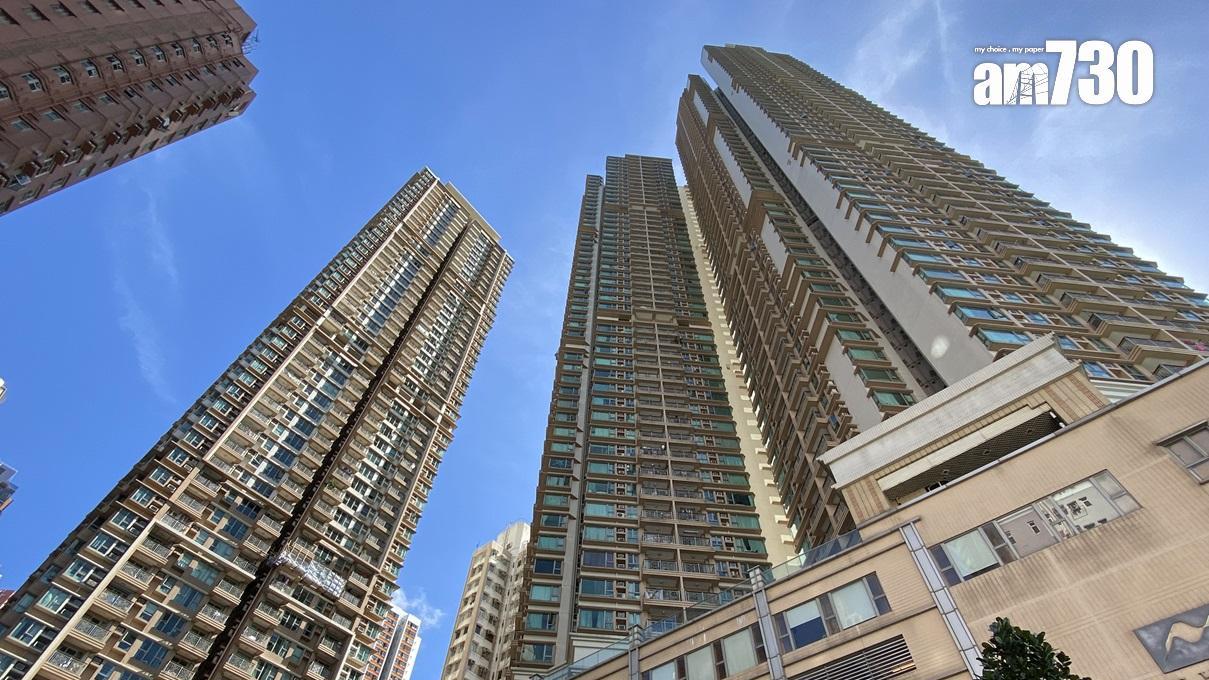 內地客為校網租樓，以每月2.6萬元承租堅尼地城泓都兩房海景戶，呎租54元。