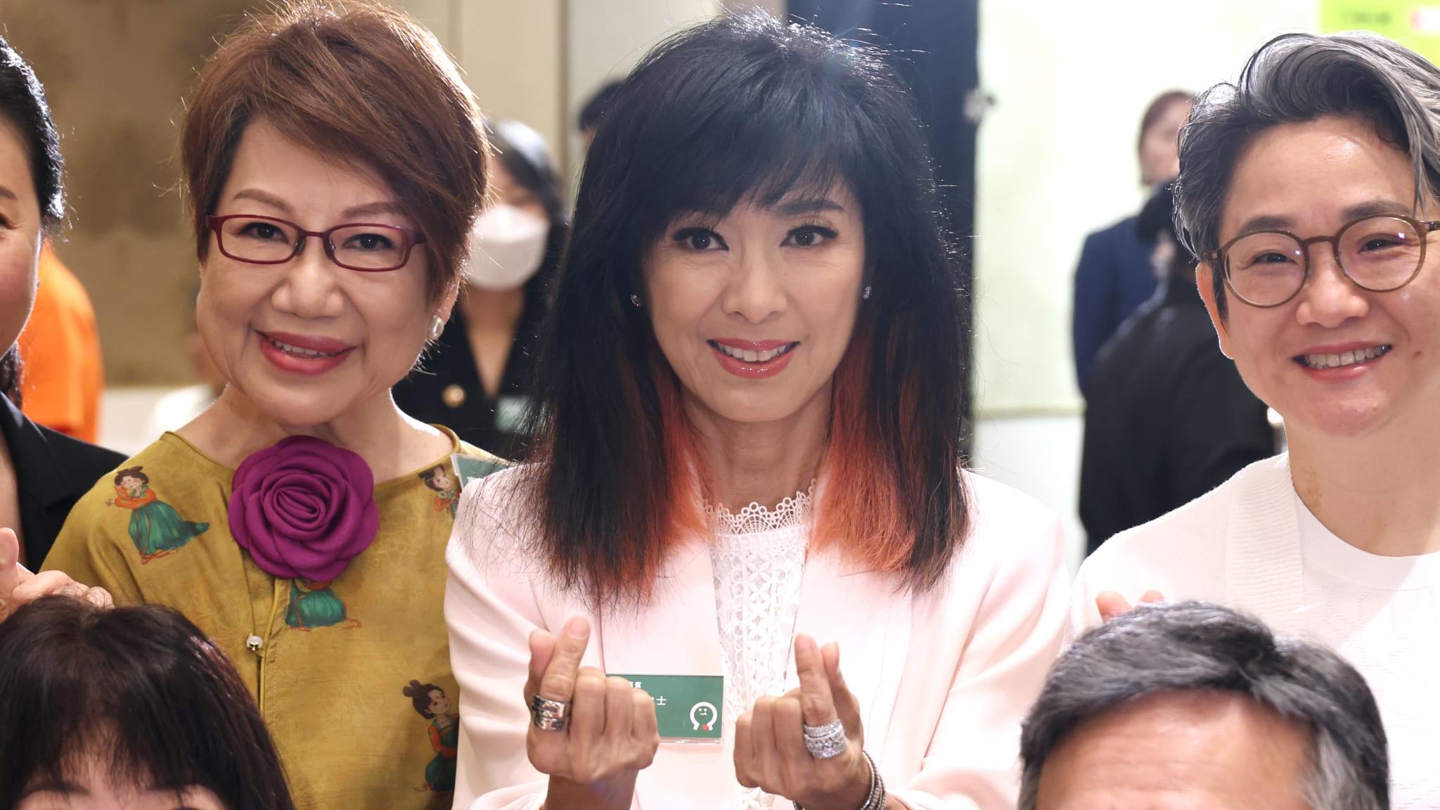 米雪出席公益活動感性分享照顧病患經歷 獲老友記大讚人美心善