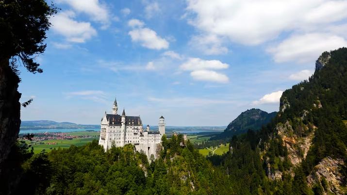 德國旅遊勝地新天鵝堡。(資料圖片)