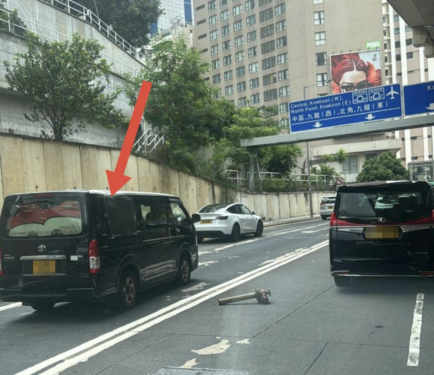 跑馬地發生高空墮物毀車意外。(車cam L（香港群組）fb)
