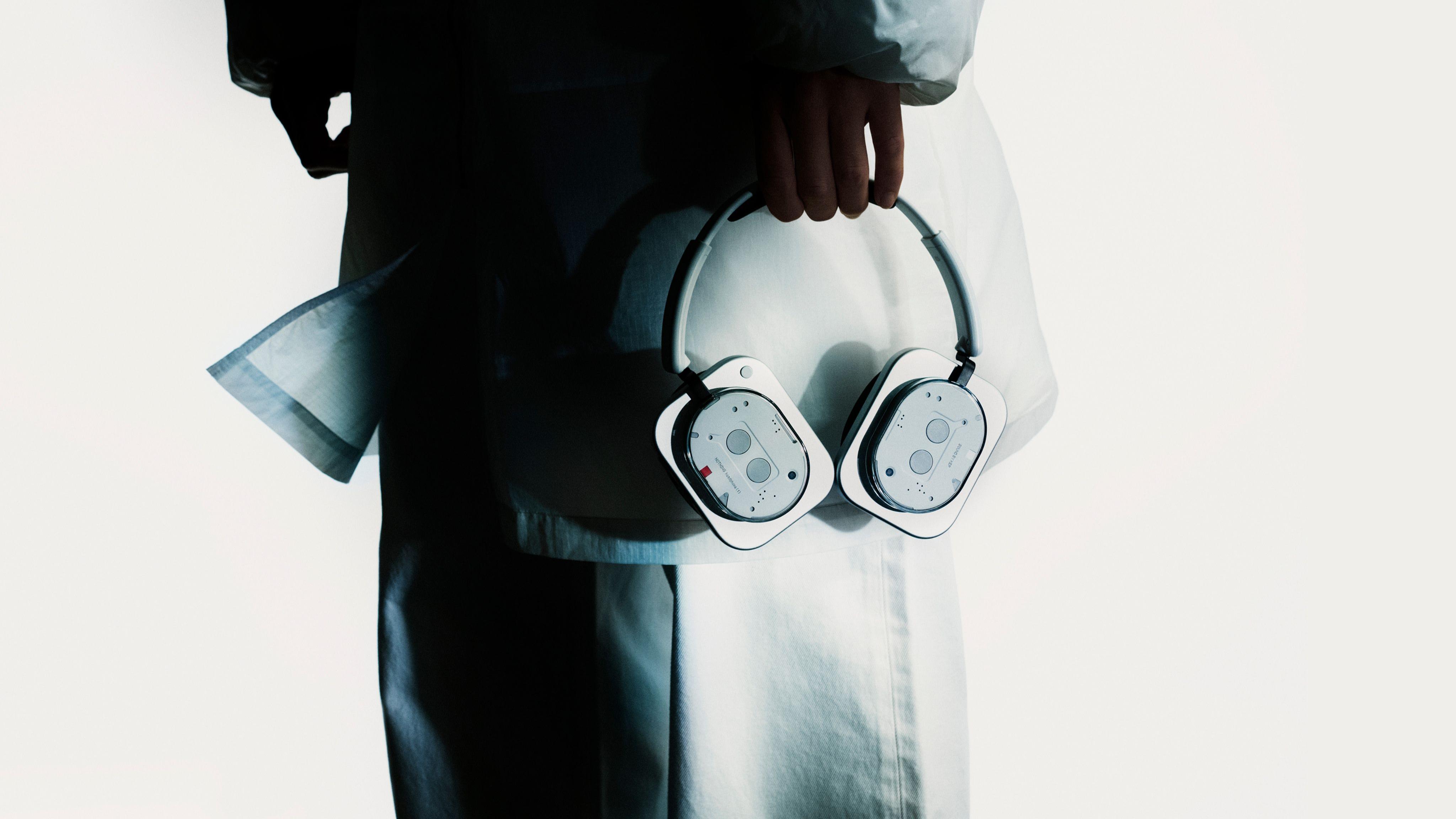 Nothing首部頭戴式耳機Headphone (1) 　KEF合作開發、錄音帶透明造型