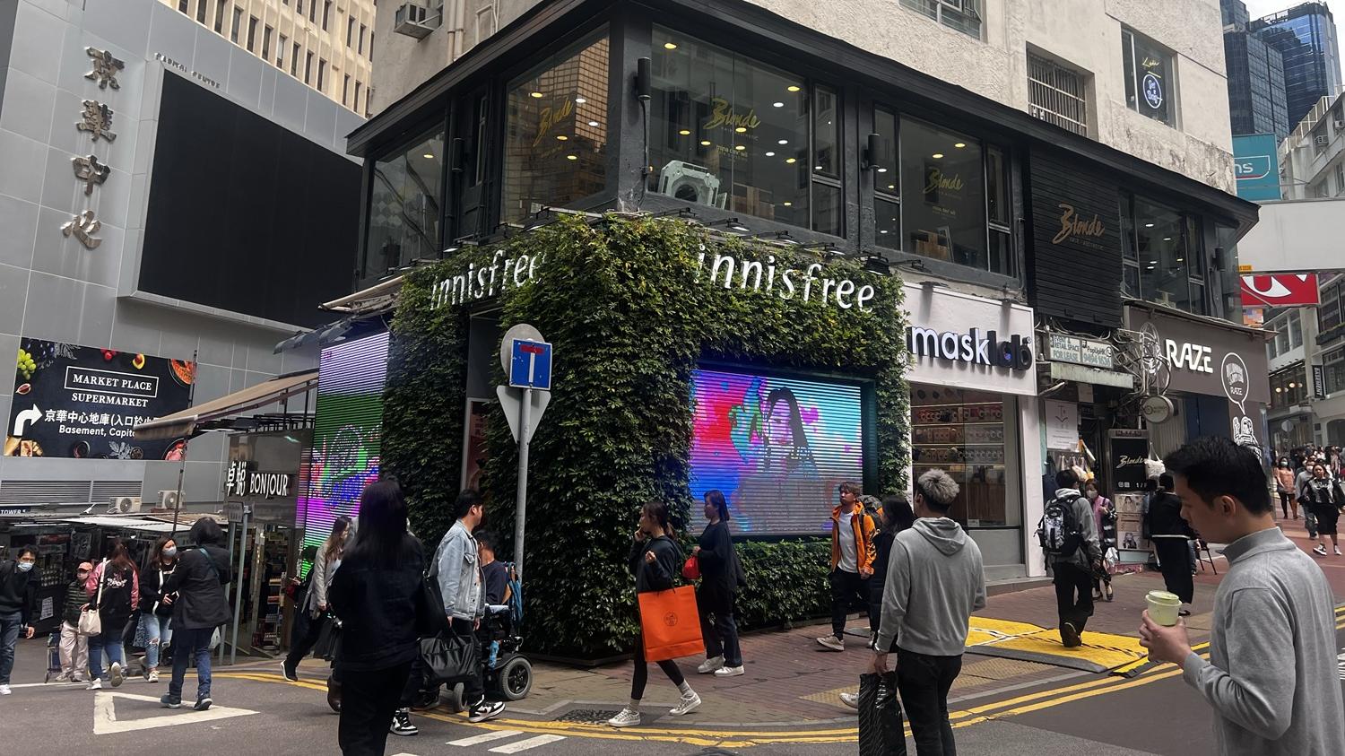 銅鑼灣核心地段上月錄得2宗運動服裝品牌承租個案，包括恩平道54號地下G舖，面積約1,107方呎，月租約40萬元。(中原提供)