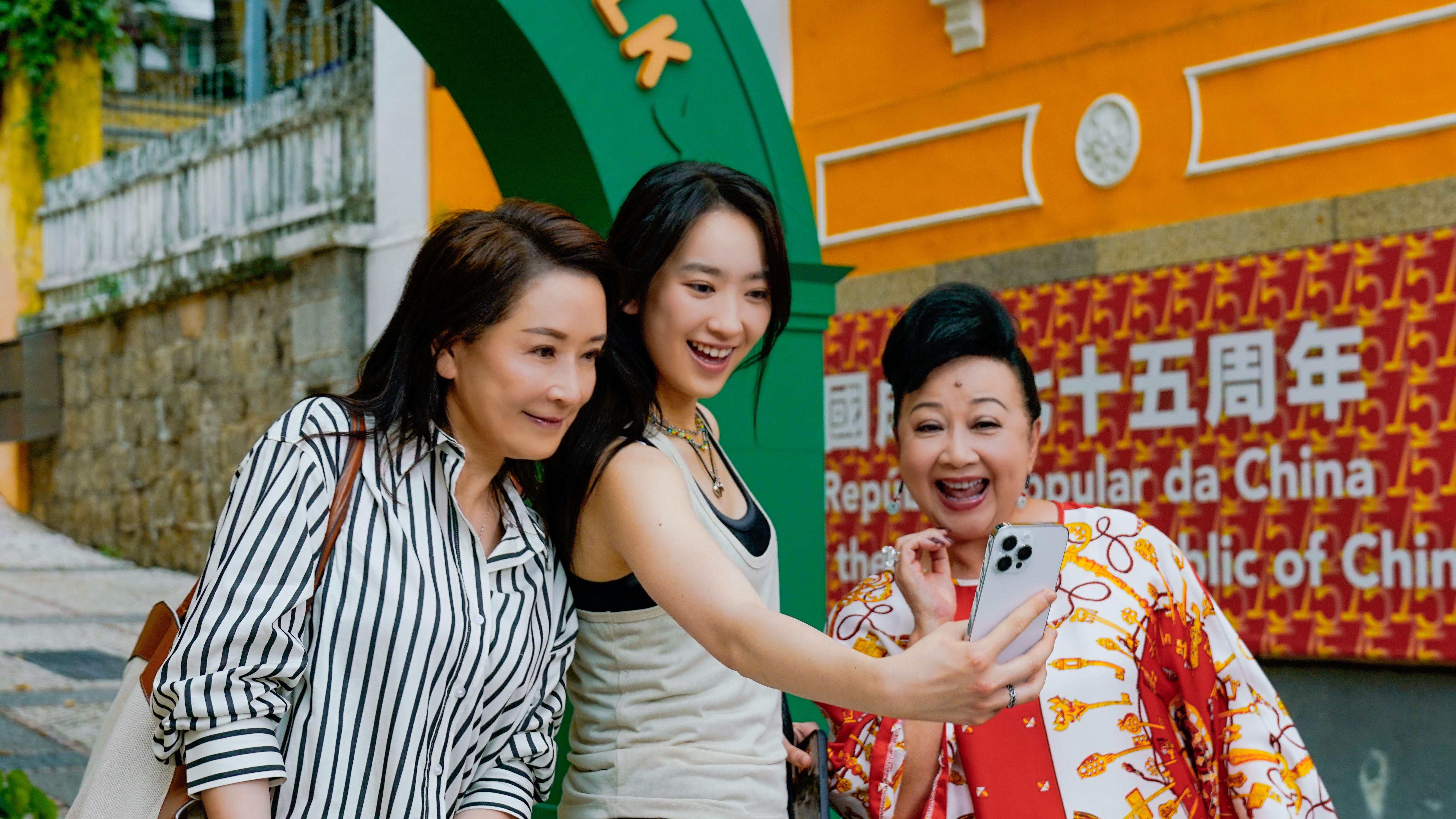 龔慈恩母女檔首與薛家燕拍短劇 林愷鈴樂做媽寶唔使帶腦