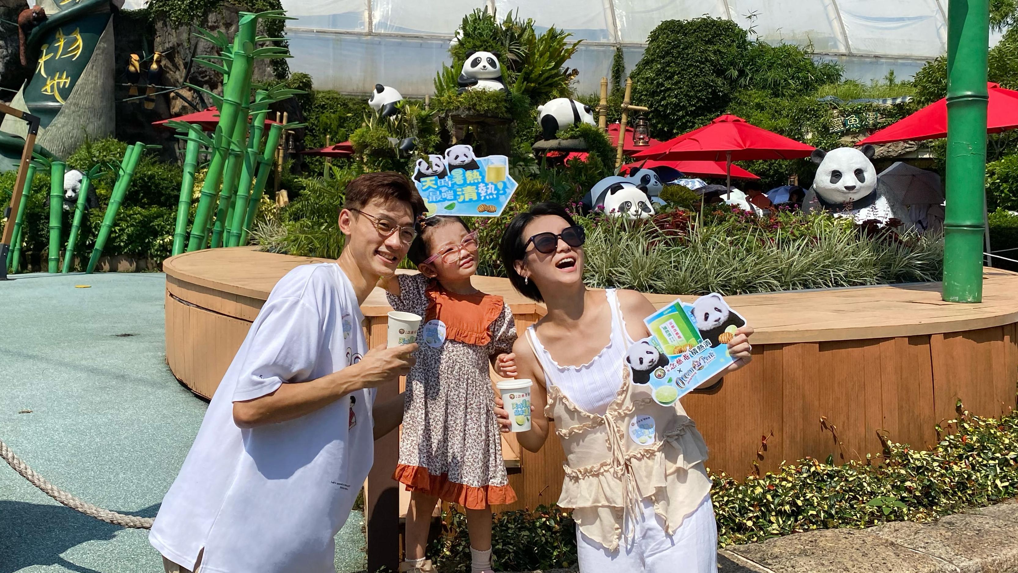 陳湛文工作順道享受天倫之樂 和家人齊齊探望熊貓龍鳳胎