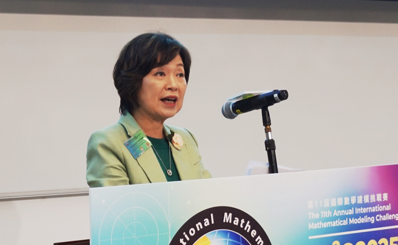 蔡若蓮：8大接逾千宗美國轉學查詢  已發60多份錄取通知書