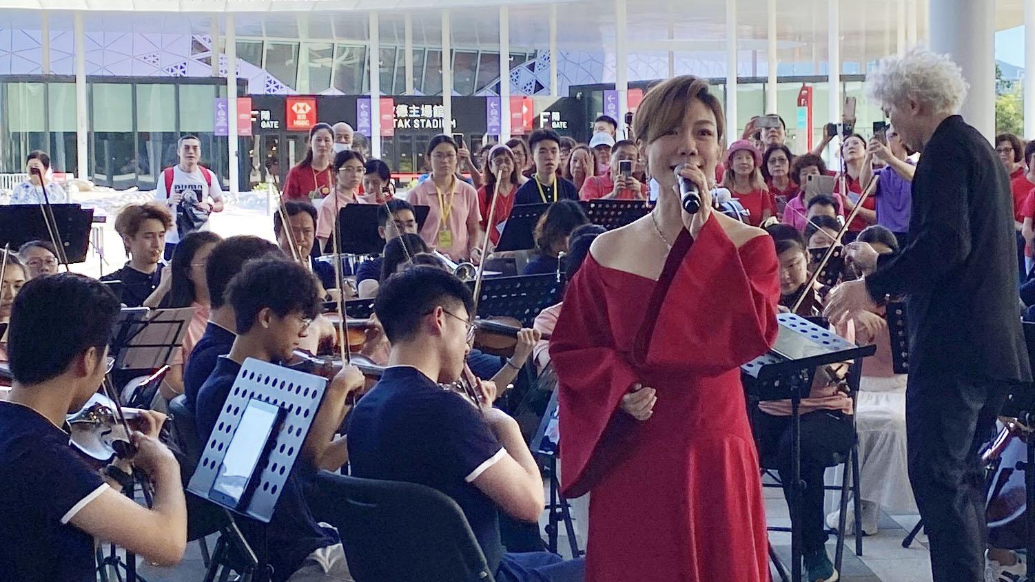 龍婷下星期西九大盒開騷 為一連三晚演出戒口練氣