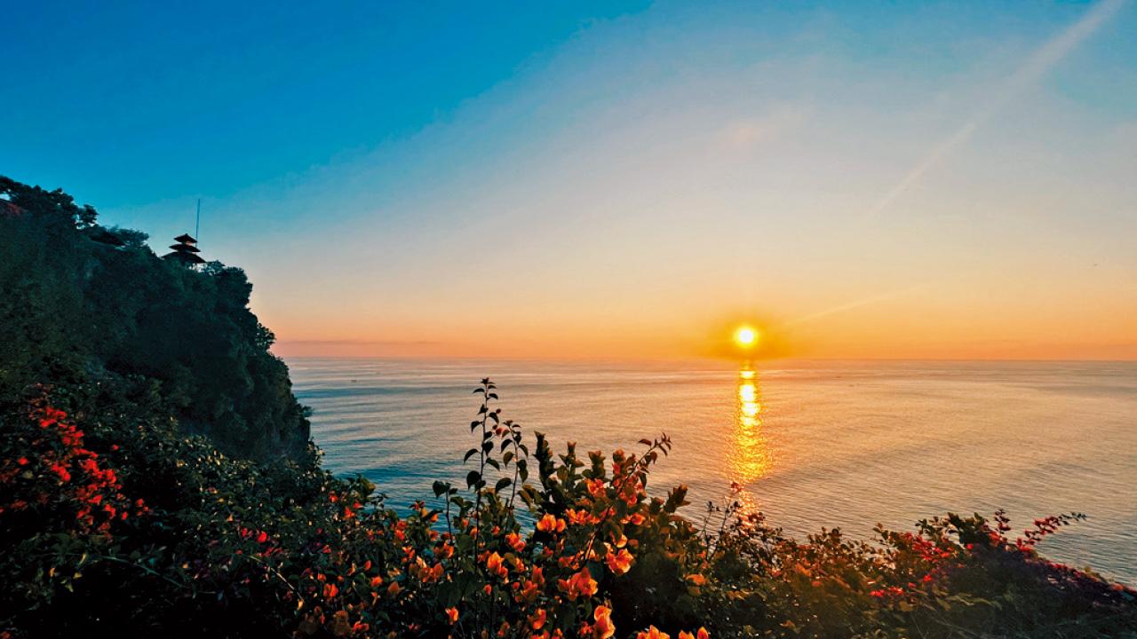 到眾神之島尋找愛與信仰