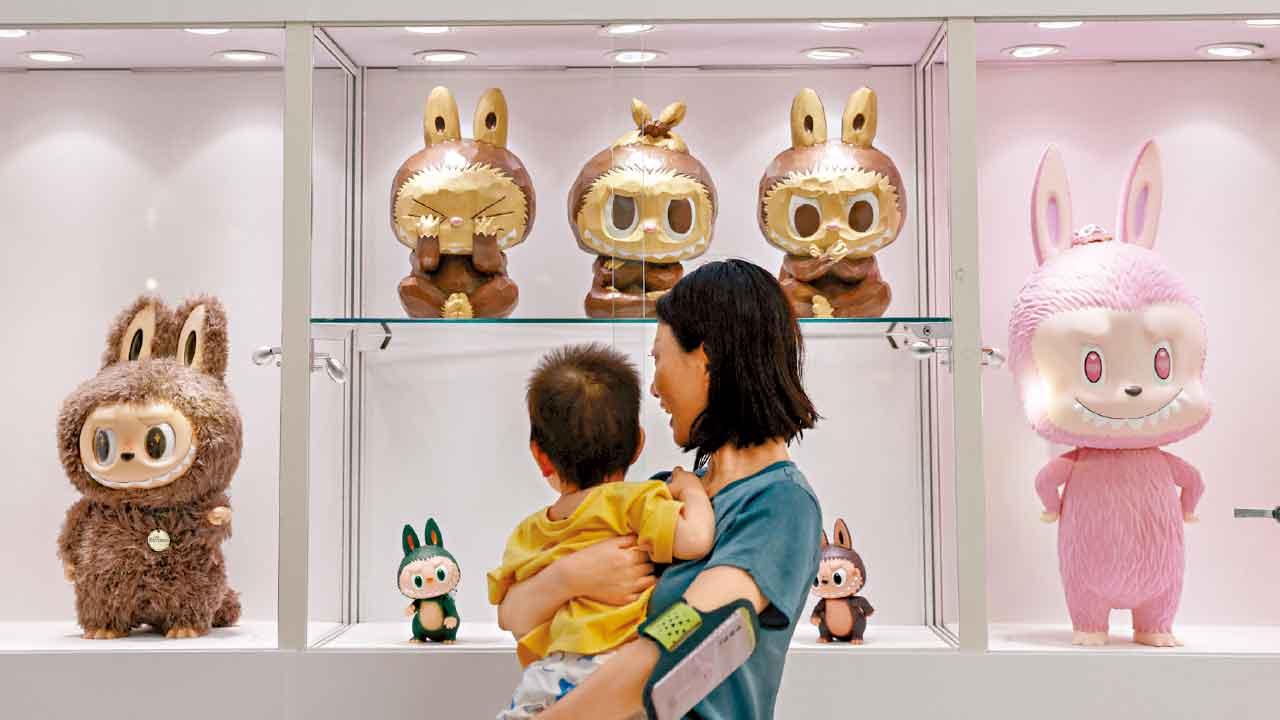 泡瑪純利勁升4倍 LABUBU半年吸金52億