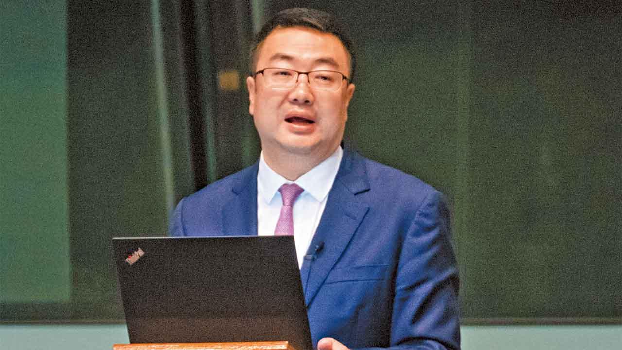 議員回應 子女在港升學為重要誘因 措施篩除短期投機者