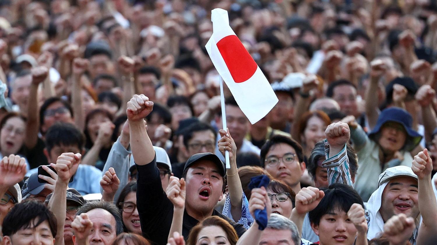 日本人口過去一年下跌90萬人。(路透社)