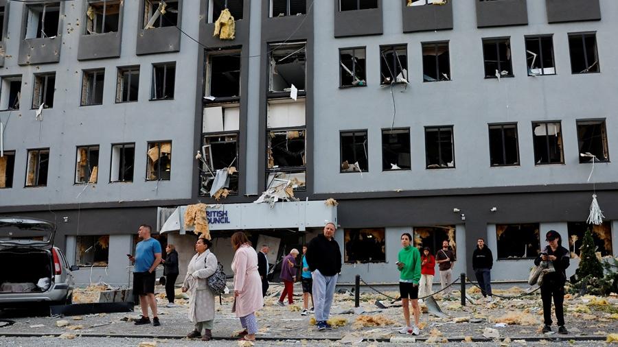 俄羅斯空襲烏克蘭首都基輔18死38傷 歐盟英國辦公室損毀｜俄烏戰爭