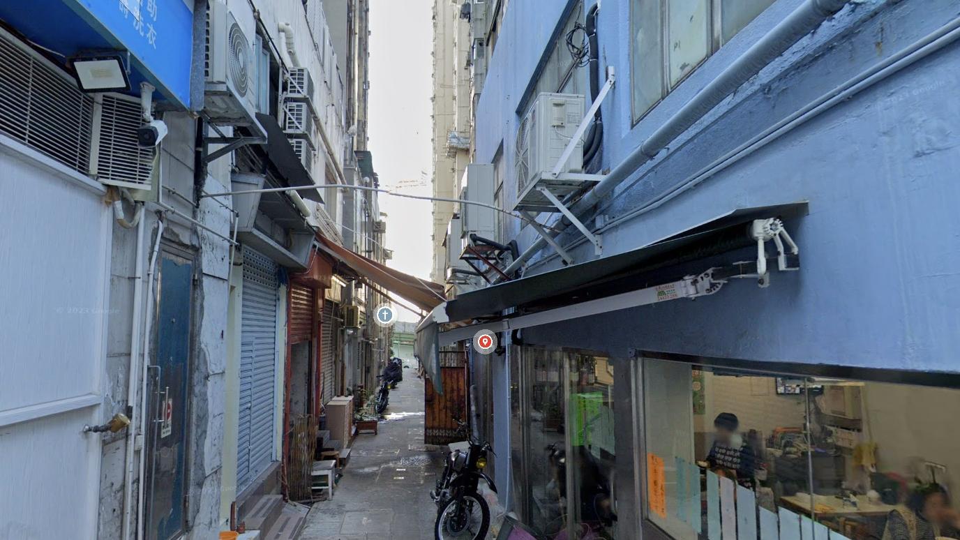 土瓜灣新柳街1A號後巷的電錶房發生火警。（Google地圖截圖）