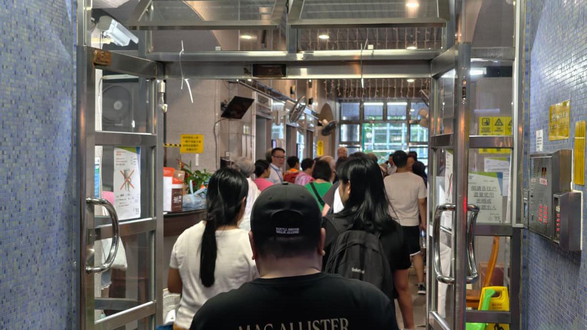 廣明苑廣寧閣中午突然停水停電，影響600戶居民。(民政事務總署FB)