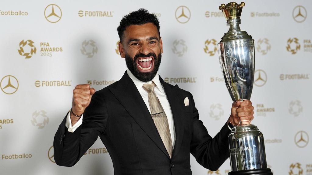 沙拿獲選英格蘭球員先生。(美聯社)