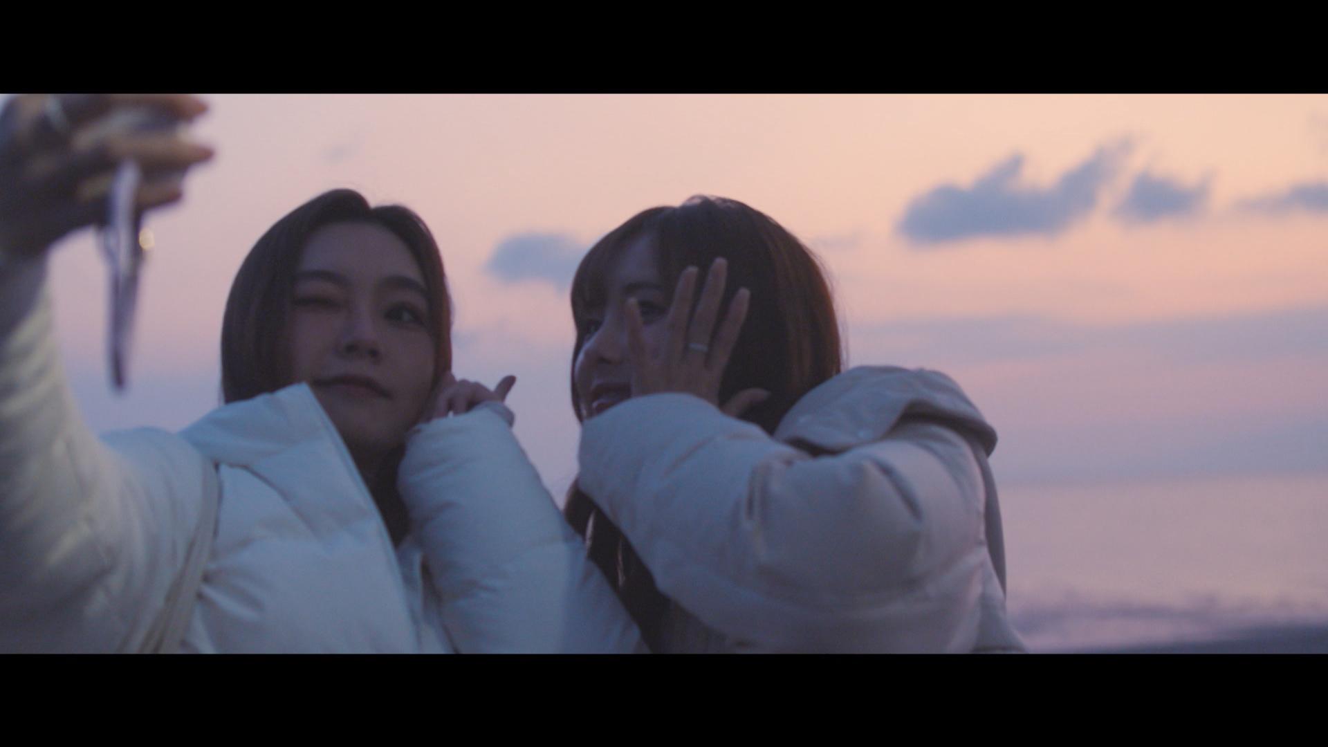 偽鐵膠遊九州｜孖葛綽瑤首次看粉紅唯美日出 許寶恆：勁少女