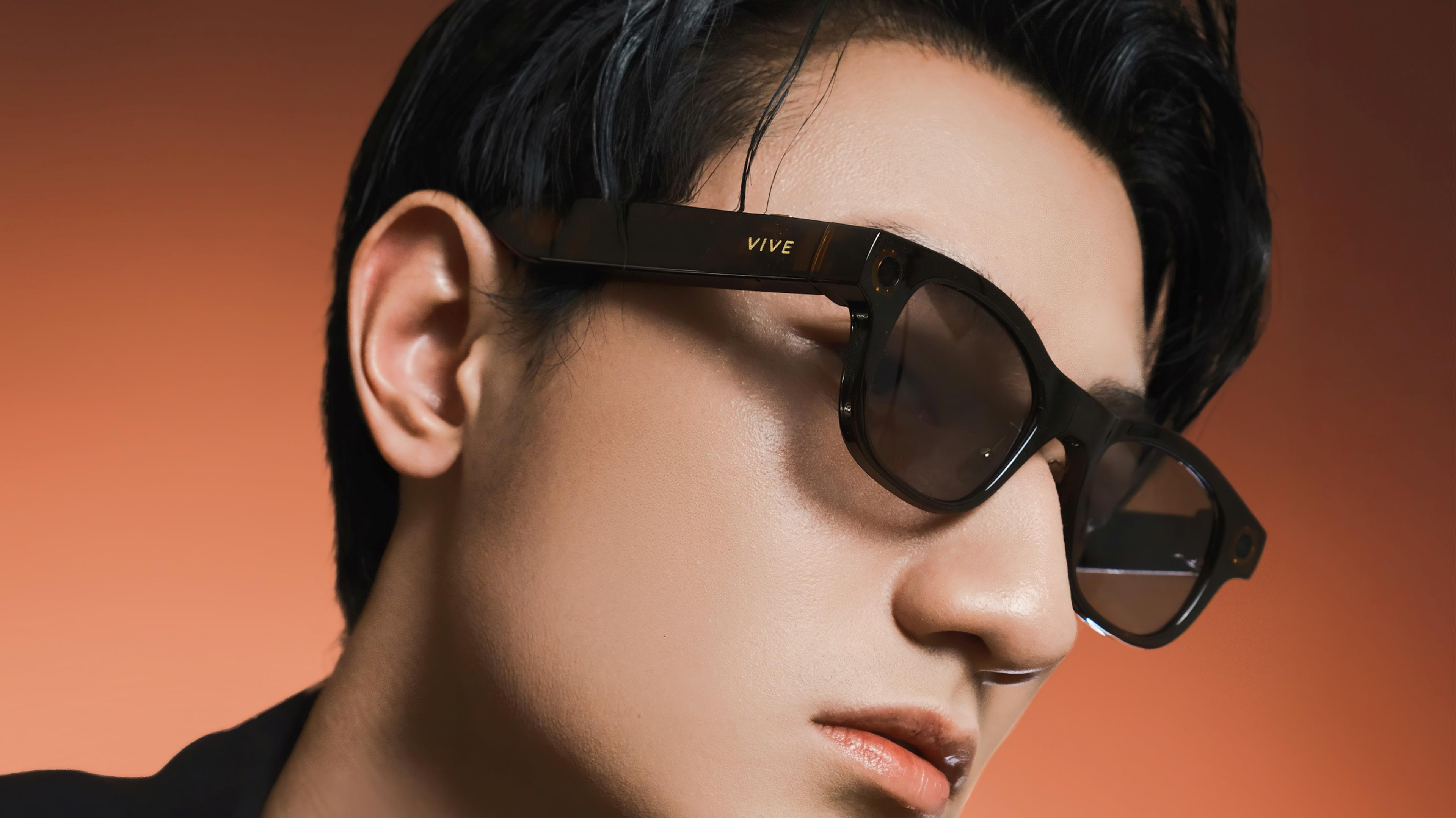 HTC發布Vive Eagle AI智能眼鏡　內置語音助手、攝影和照片翻譯功能