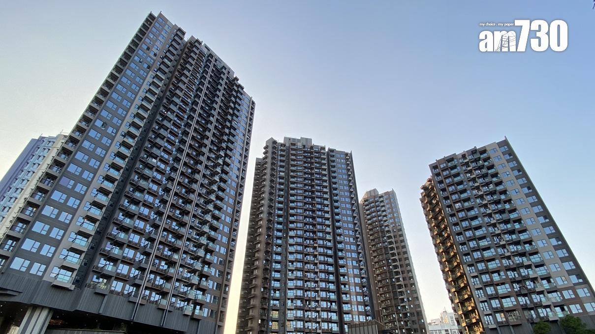 元朗朗城滙於昨日黑雨下錄蝕讓成交，兩房低市價逾一成易手，7年貶值22%。