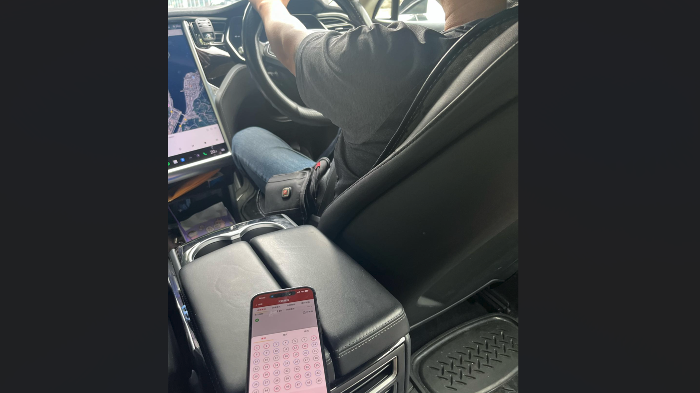Uber司機叫客人選號碼，指是家族借運方法(Threads圖片)