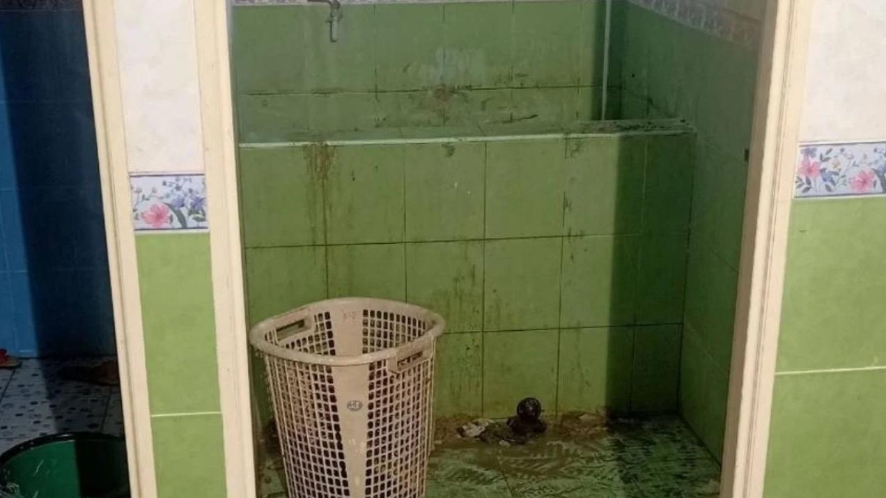 塔恩供稱，殺死母親後，用水泥將屍體密封在浴缸裡。(互聯網)