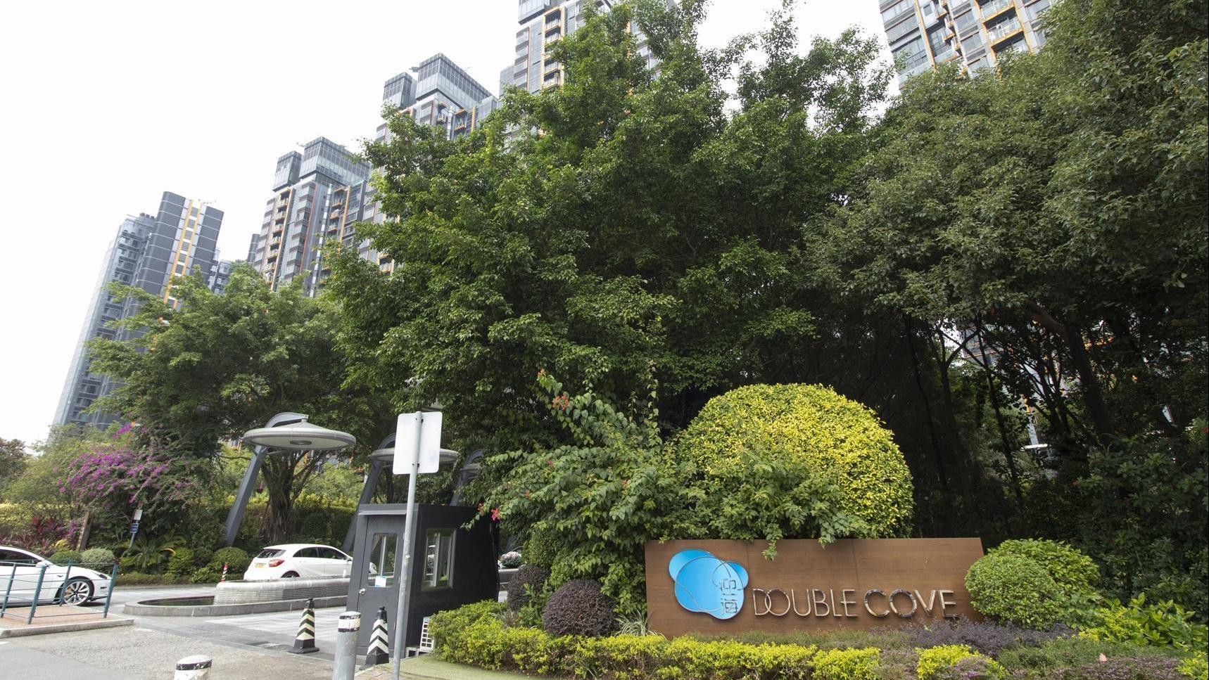 馬鞍山迎海中層四房雙套戶連車位以2,100萬元蝕讓價易手，7年帳面蒸發414萬元。