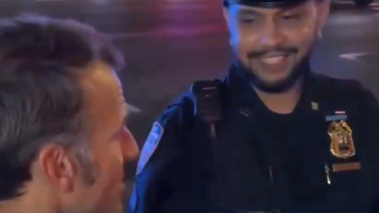 馬克龍紐約遇封路 即刻打俾特朗普投訴「你估下發生乜事？」(有片)