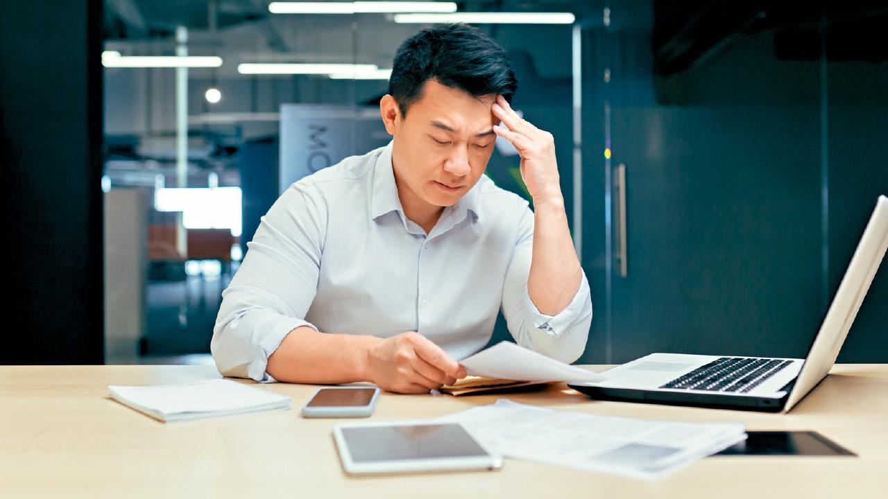 上班一族壓力山大 悄悄累積或致抑鬱