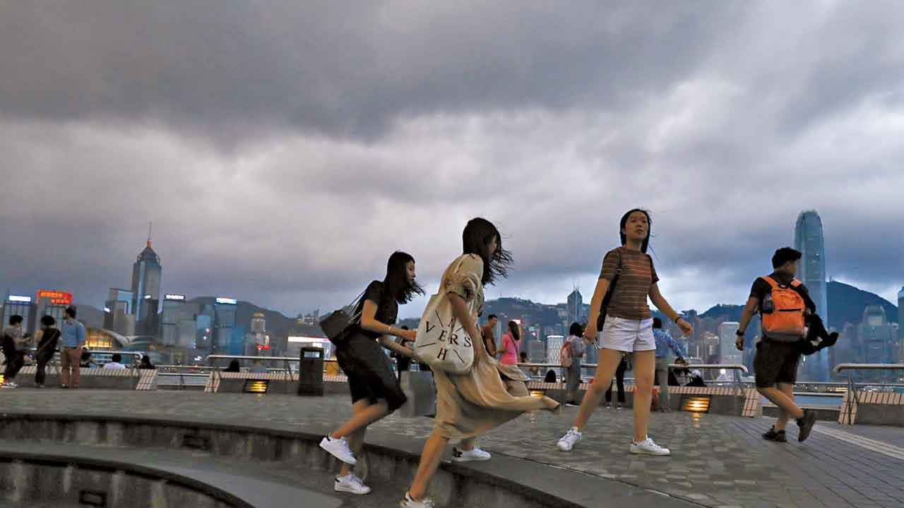 又打風 ? 南海3低壓系統趨活躍 本周中後風雨欲來 