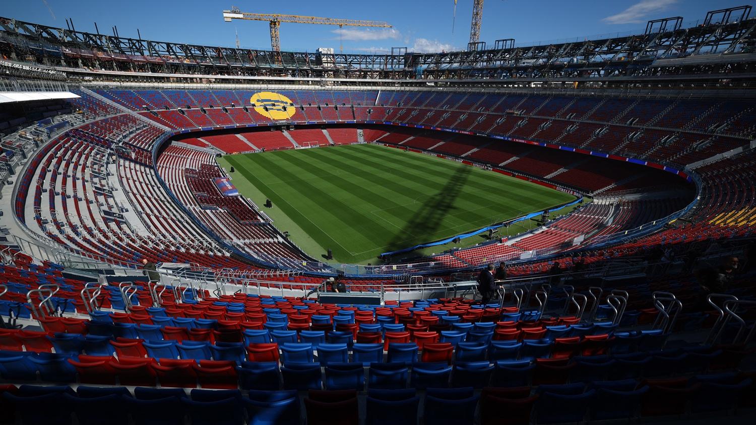 巴塞隆拿的魯營球場工程仍進行中。(路透社)