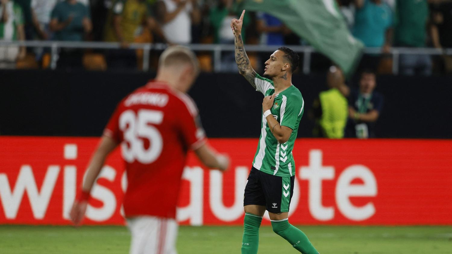 安東尼為貝迪斯追平諾定咸森林2:2。(路透社)