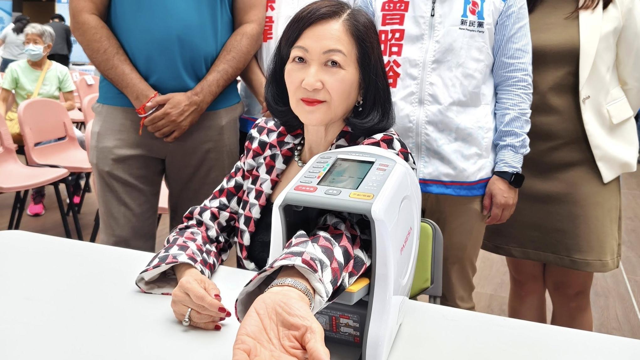 葉劉淑儀體檢結果顯示腦退化機會甚低，屬健康長者