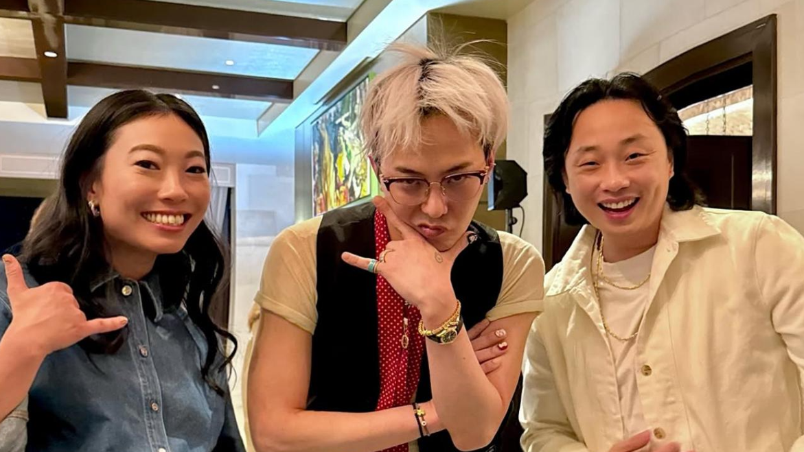 歐陽萬成約G-Dragon飯局自認粉絲 小紅書裁走Awkwafina驚得罪小粉紅