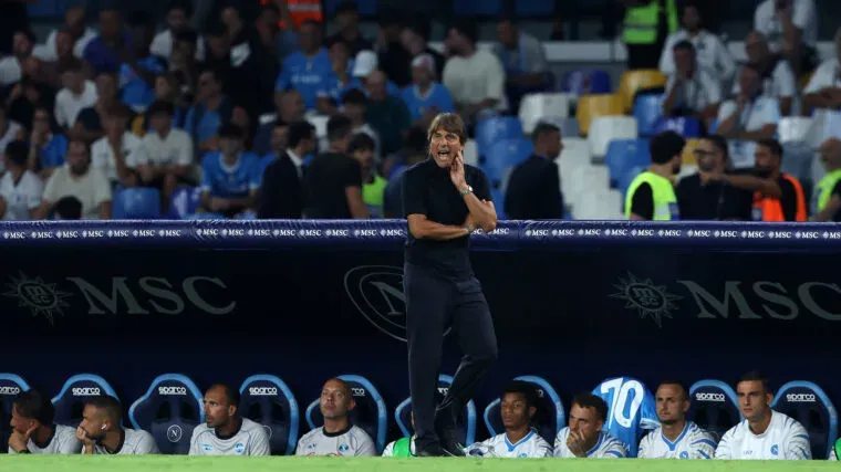 意甲｜拿玻里四戰全勝　干地呻未夠好：歐聯難爭勝