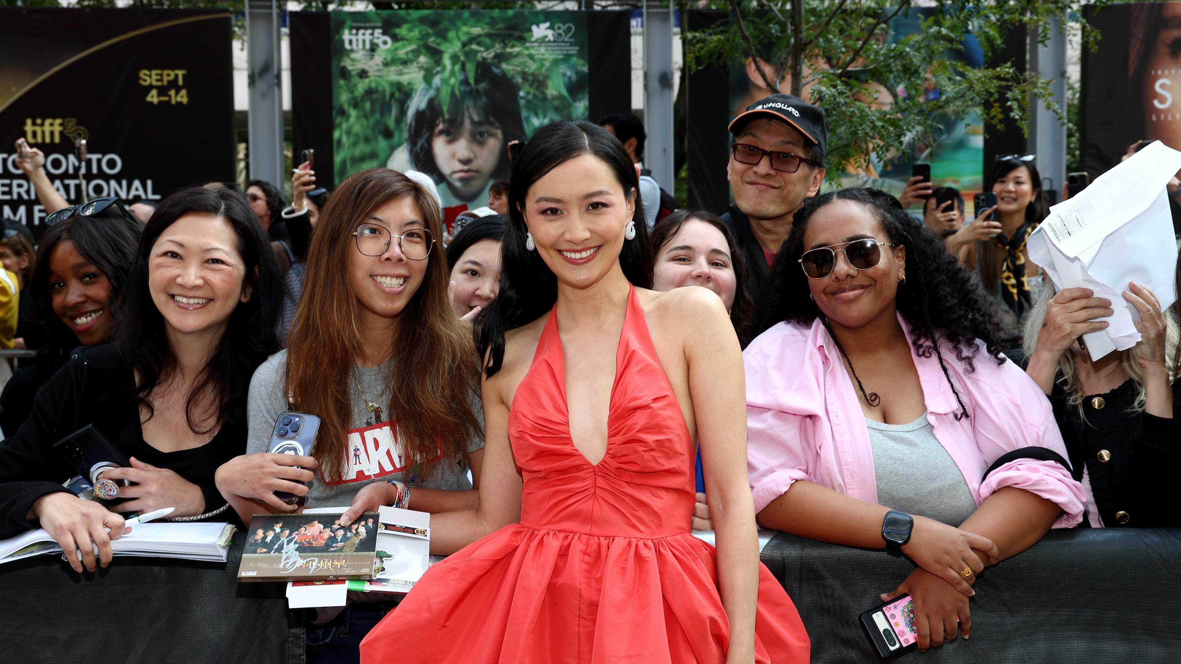 小人物之歌｜陳法拉孖哥連費路現身多倫多電影節 fans帶溏心風暴DVD撐偶像