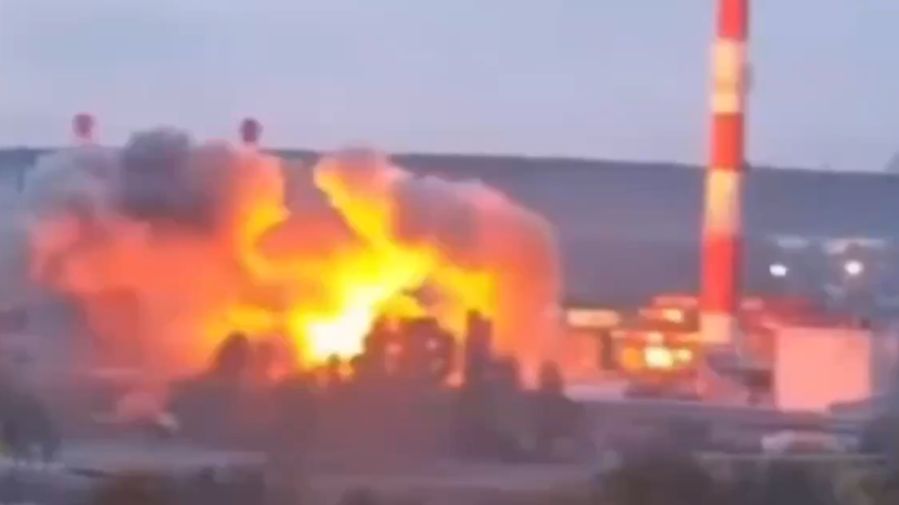 俄羅斯發電廠遭導彈擊中爆炸 大停電十字路口交通燈停運釀車禍(有片)