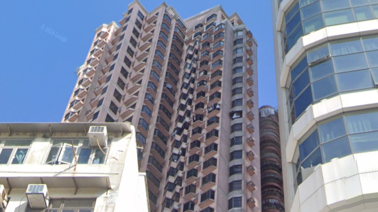 大坑單幢樓莊苑中層兩房，以690萬元蝕讓價沽出，較4年前高位買入價跌26%。