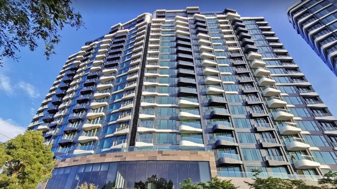 馬鞍山半新盤峻源高層海景三房，放售半年沽出，4年勁蝕5球。