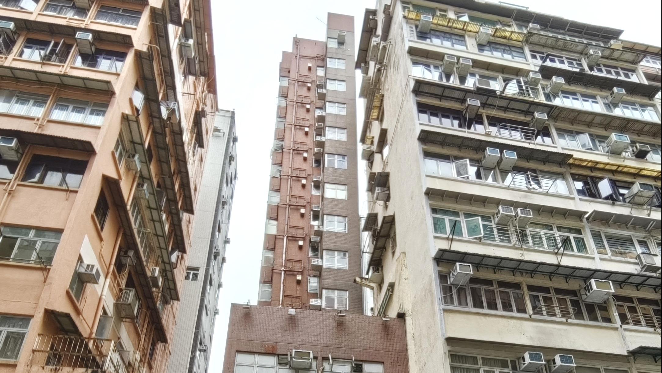 學生宿舍需求持續高企，令可改建為學生宿舍的投資項目亦受追捧。旺角西洋菜北街林珊閣商住現以全幢放售，業主意向價7,500萬元。