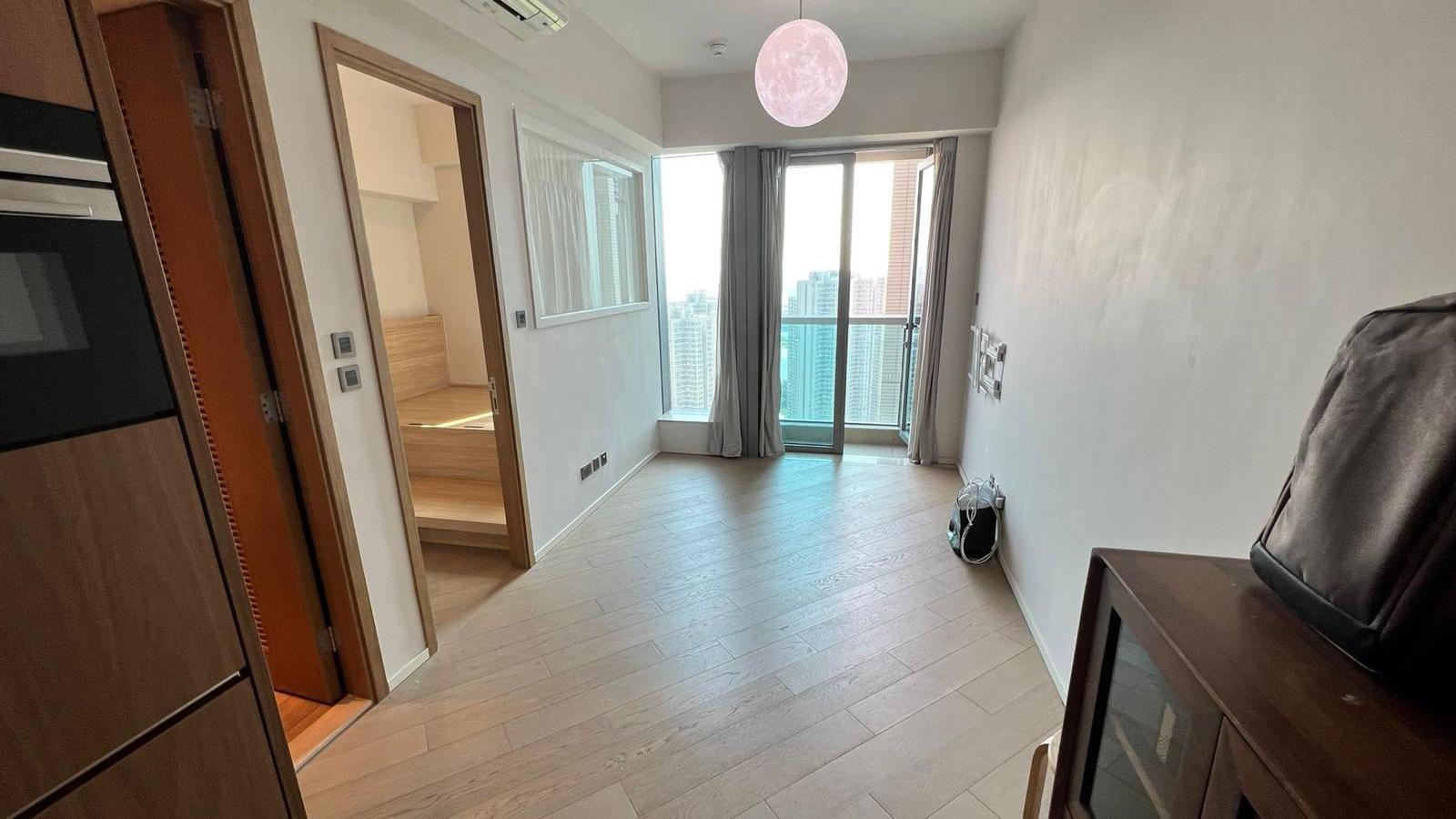 荃灣柏傲灣高層海景一房蝕讓盤，裝修新兼可望海景，獲上車客以615萬元承接。(代理提供)