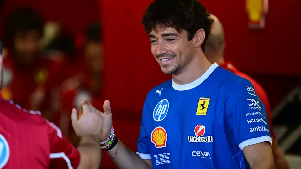 今站意大利車隊法拉利返回主場作賽，希望陸克萊可爭回一口氣。