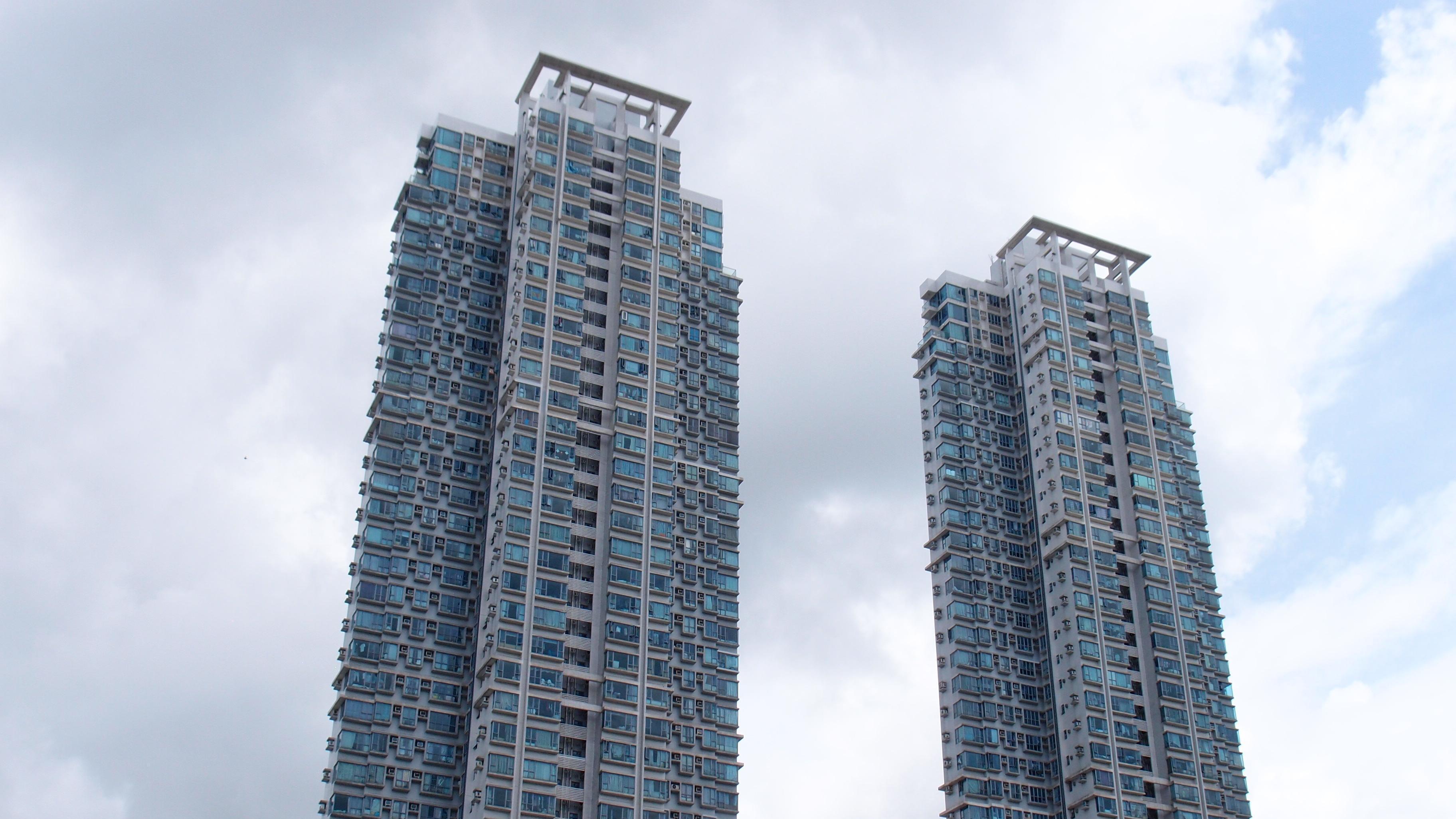 元朗雍翠豪園於周日連錄2宗賺錢成交個案。