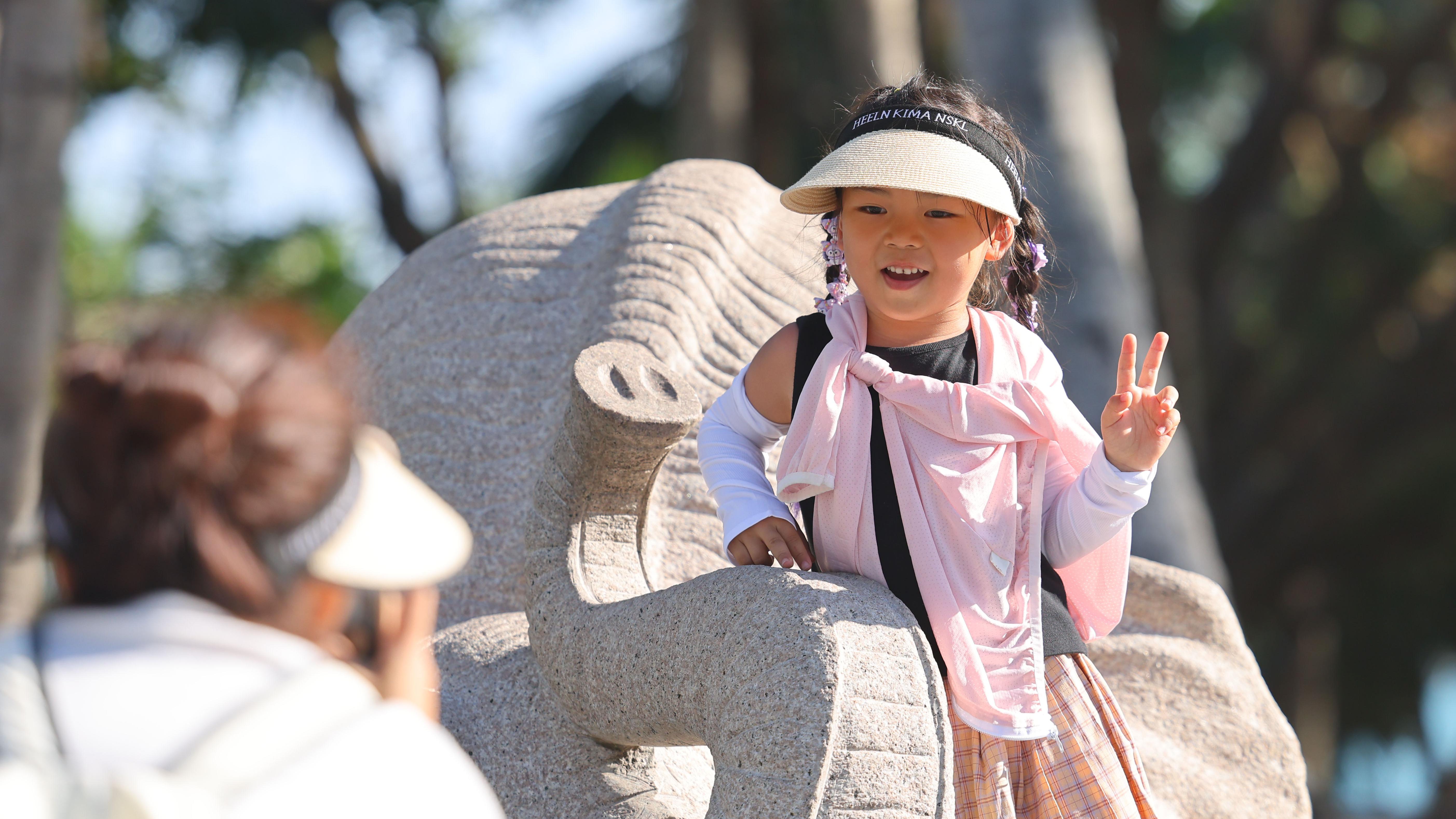 國慶黃金周國內遊錄8.88億人次 總花費逾8090億！邊度最熱門？