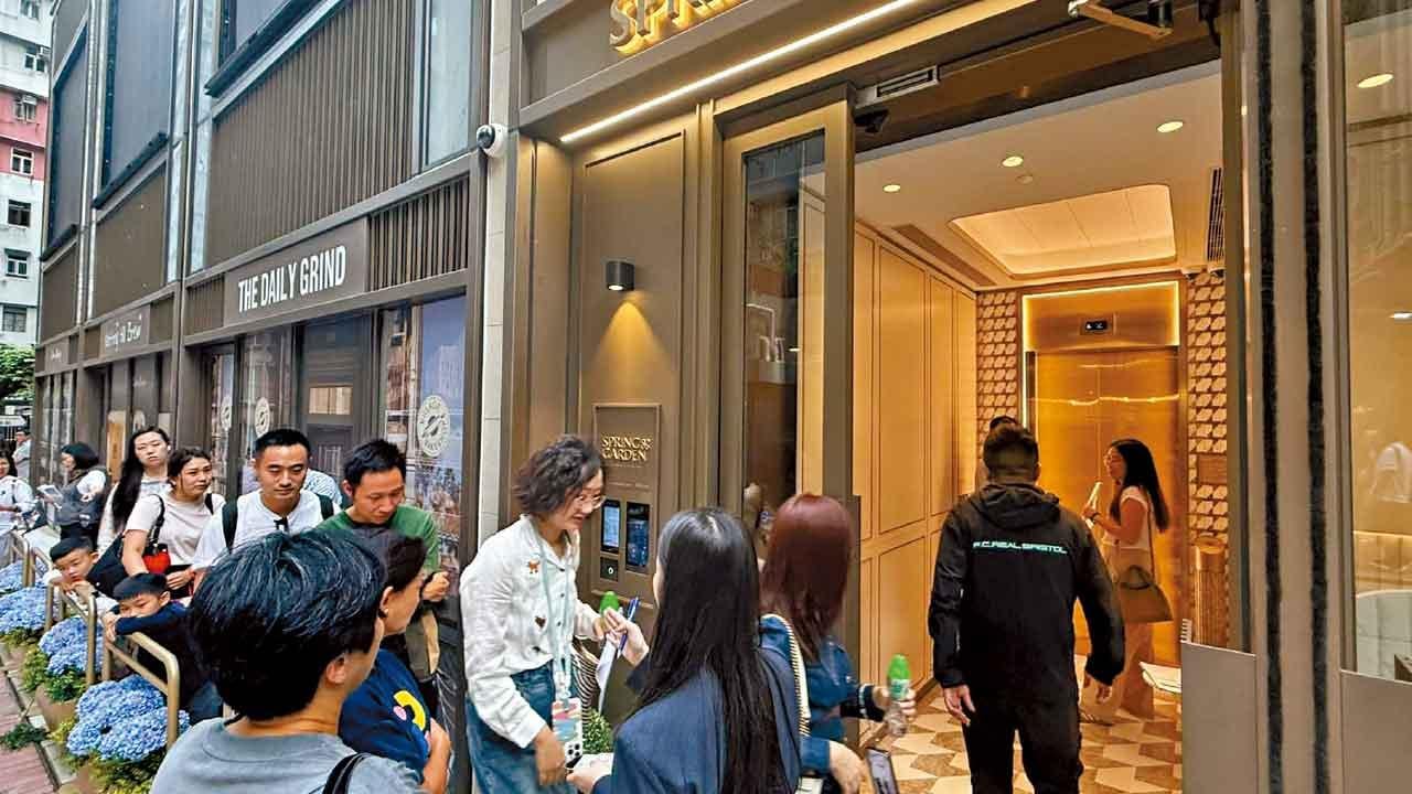 逾3千人次參觀現樓 SPRING GARDEN速收500票 錄超額逾15倍