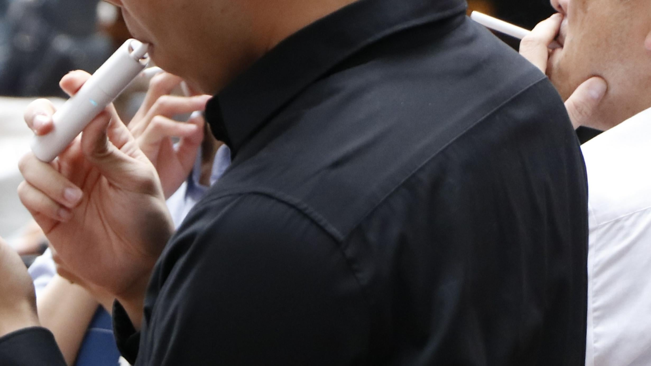 世衛估算全球超過1億人吸食電子煙　湯修齊憂青少年尼古丁成癮