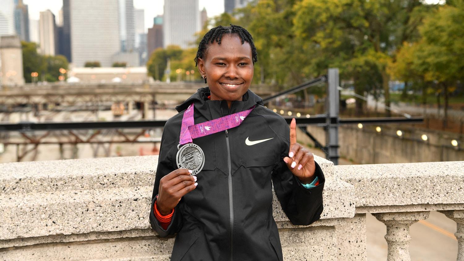 2024年芝加哥馬拉松冠軍露迪芝。(路透社)