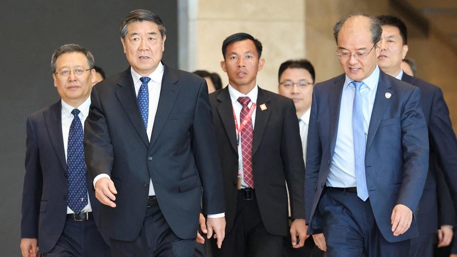 吉隆坡中美經貿會談結束 中方：就關注議題進行深入坦誠討論　美方：習特會達成框架