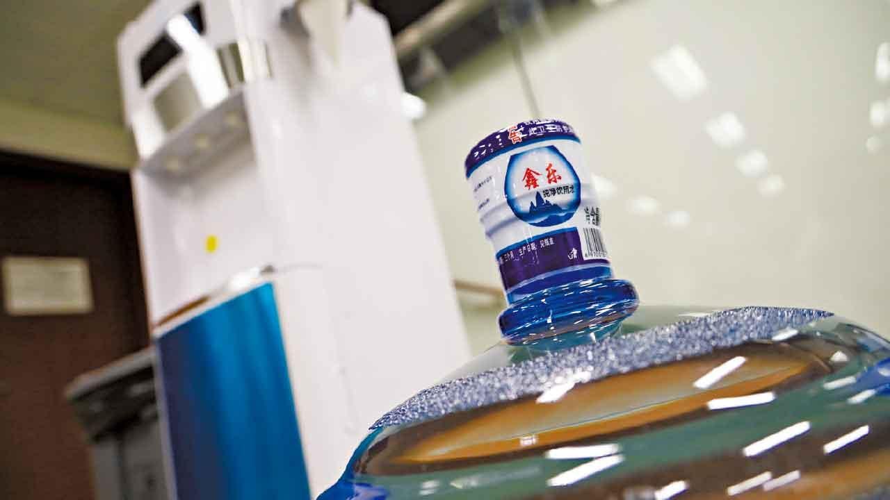 審計署指鑫鼎鑫「冒牌水」涉人為疏漏  許正宇：展開紀律調查 物流署即採六措施