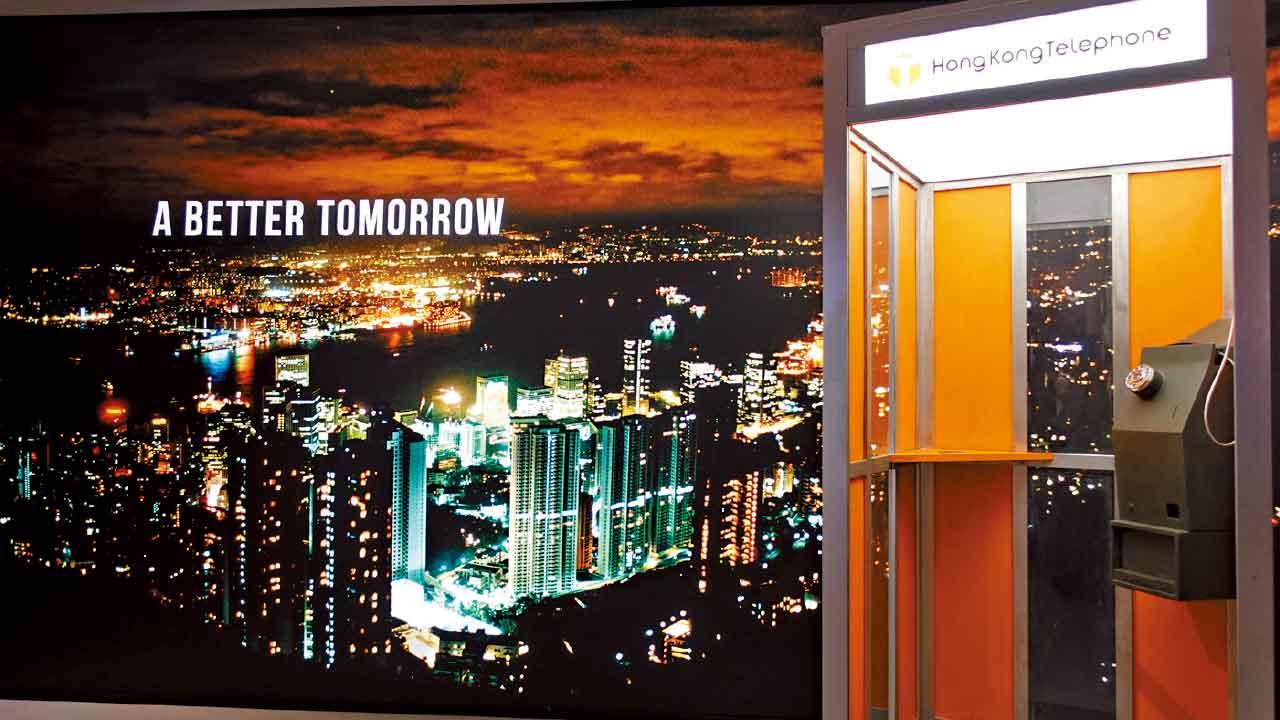 食遊記｜參觀臥底電影展覽 品針筒雞尾酒