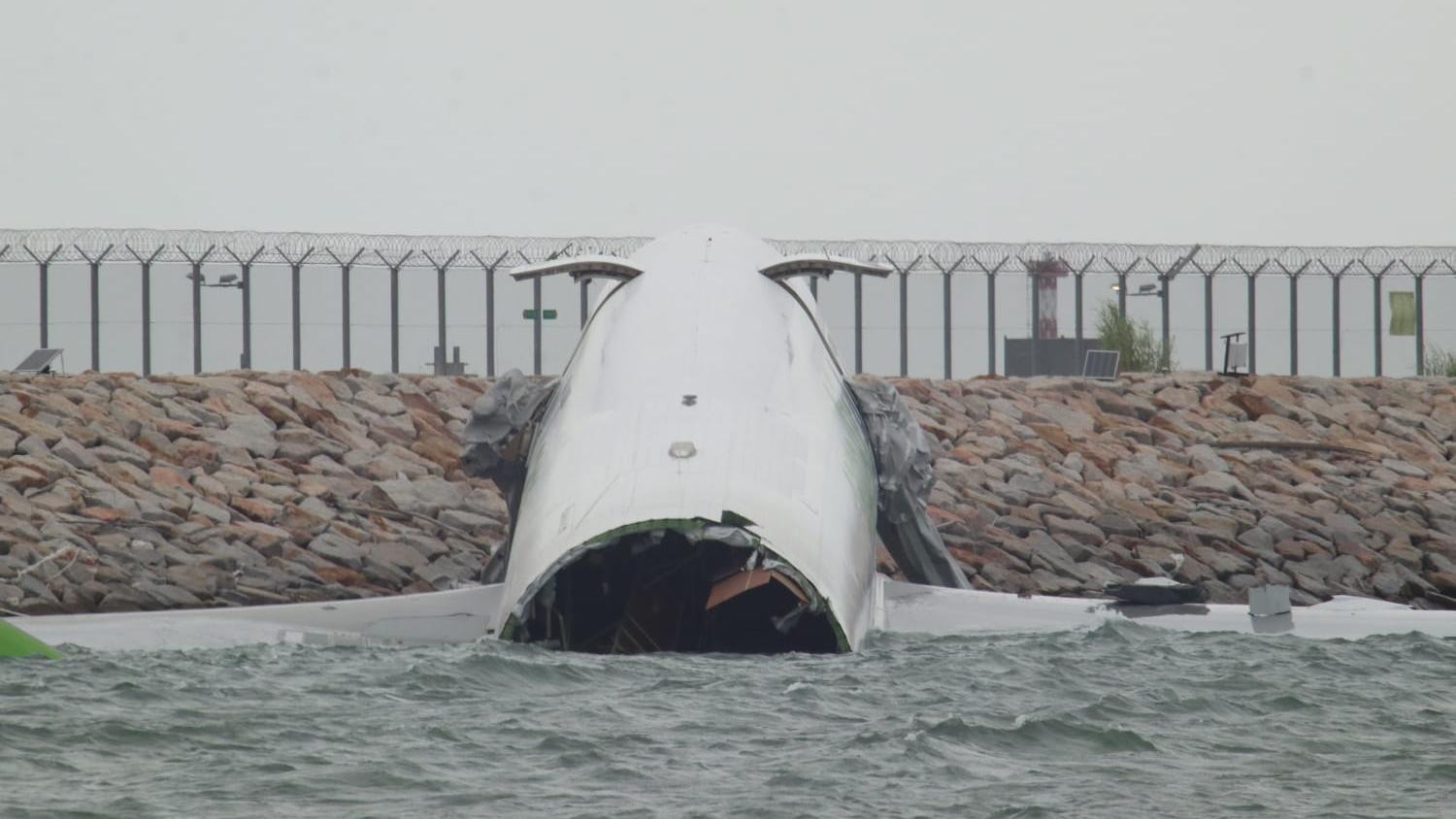 香港國際機場本周一有一架從杜拜來港的貨機失事(鍾式明攝)