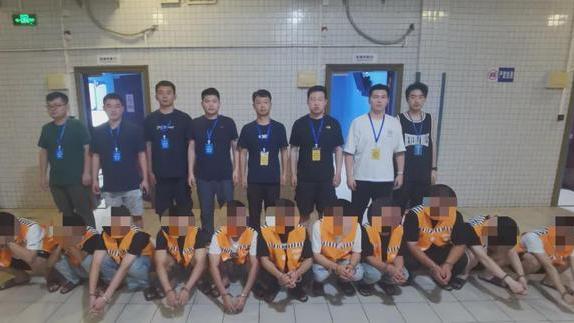 騙案｜「班主任」於家長群組收新生資料費　11疑犯落網