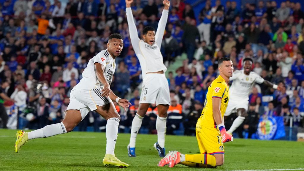 麥巴比為皇家馬德里攻入唯一入球，以1:0擊敗最後9人應戰基達菲。(美聯社)